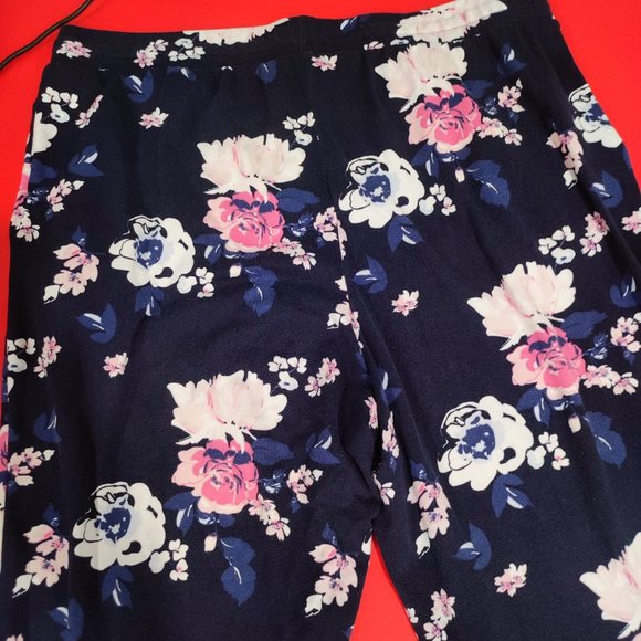 Carisma pajama black with floral design women's size L - Picture 4 of 6